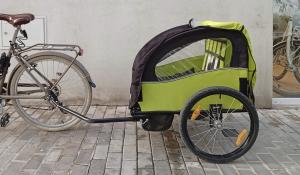 Child bicycle trailer