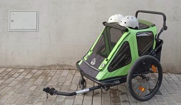The photos of child bicycle trailer